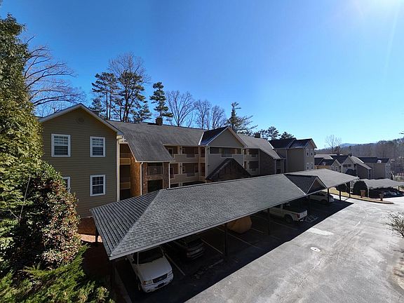 3rd image of 112 Gleneagle Ct #D 202