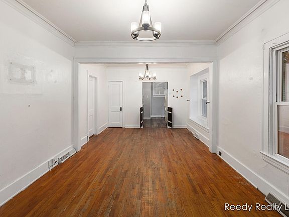 4th image of 539 Griggs St SE