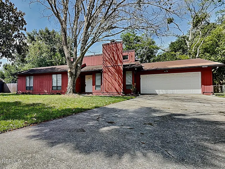2804 Canyon Ct — Photo 1