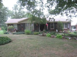 2914 Windsor Forest Dr, Louisville, KY 40272