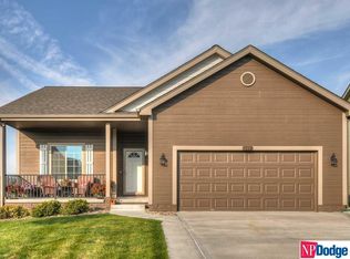 7112 S 183rd Ter, Omaha, NE 68136