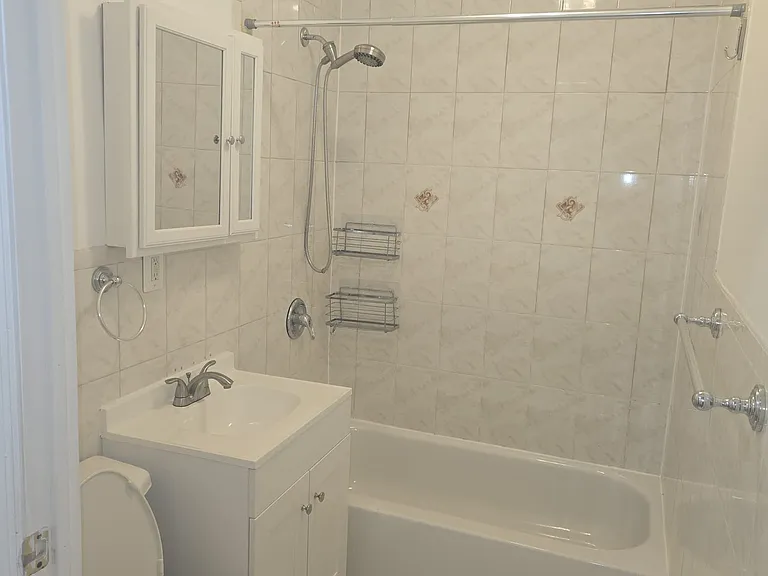 9 Hunterfly Pl #C1 — Photo 6
