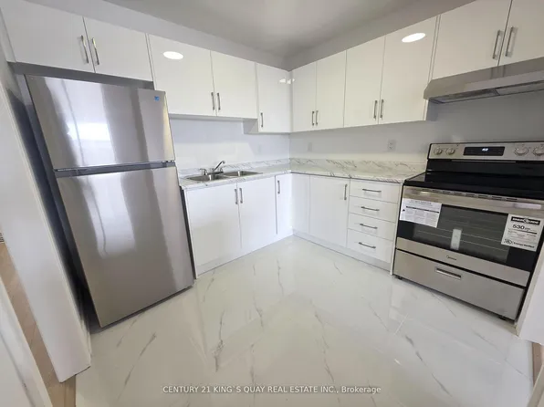 1346 Kennedy Rd, Toronto, ON M1P 2L7
