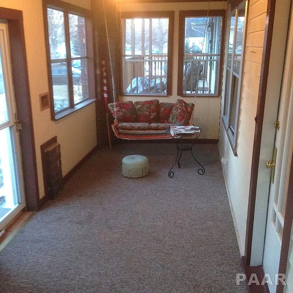 2124 W Ayres Ave photo 1