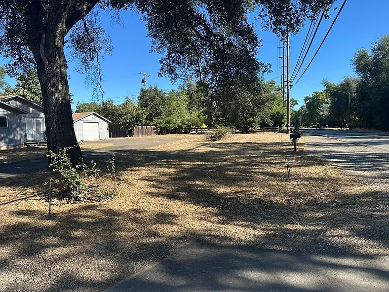 20470 Terry Ln — Photo 49