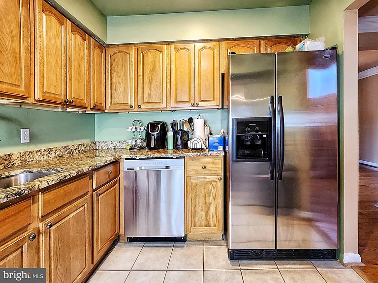 8245 Wycliffe Ct — Photo 10