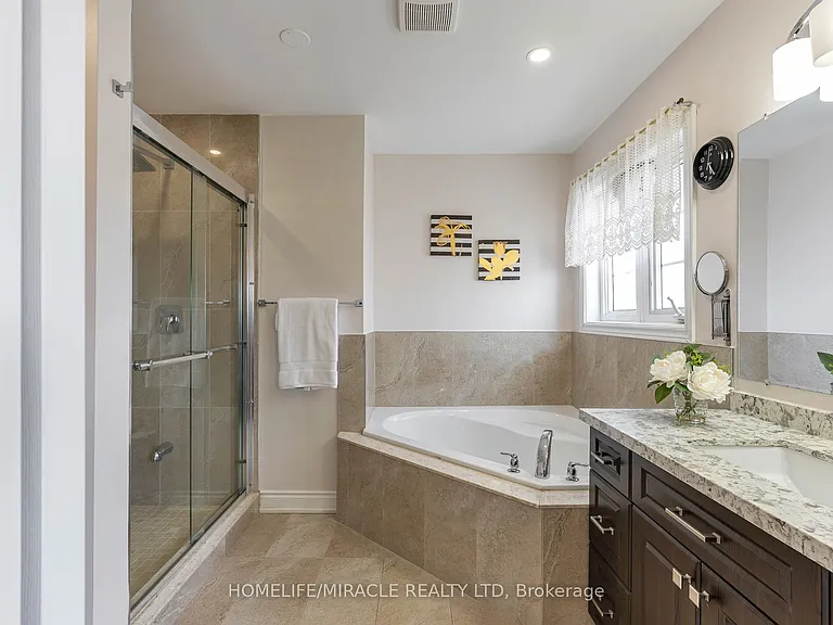 2343 Falling Green Dr — Photo 21