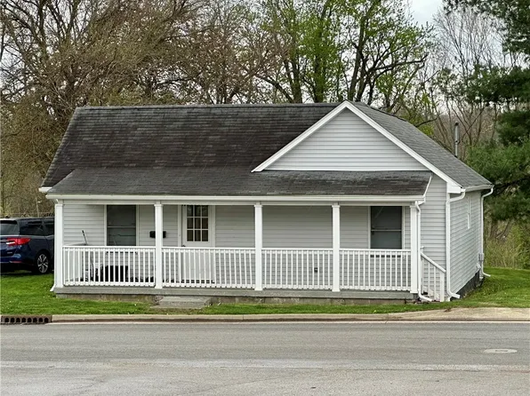 701 E Hackberry Street, Salem, IN 47167