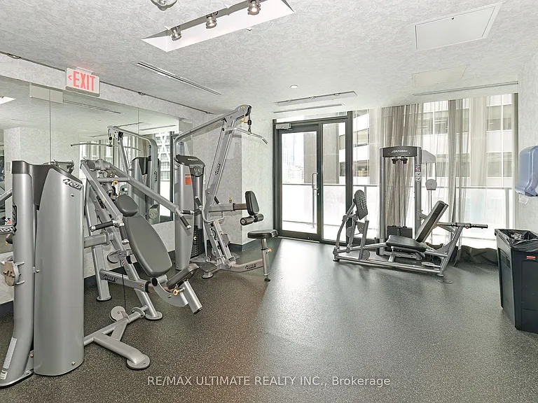 426 University Ave #1106 — Photo 22