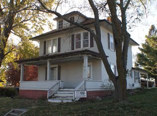 1105 Grove Ave, Corning, IA 50841