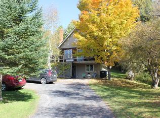 275 E Cobble Hill Rd, Barre, VT 05641