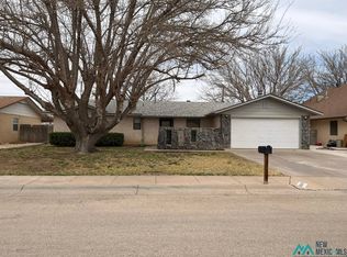 2004 W Briscoe Ave, Artesia, NM 88210