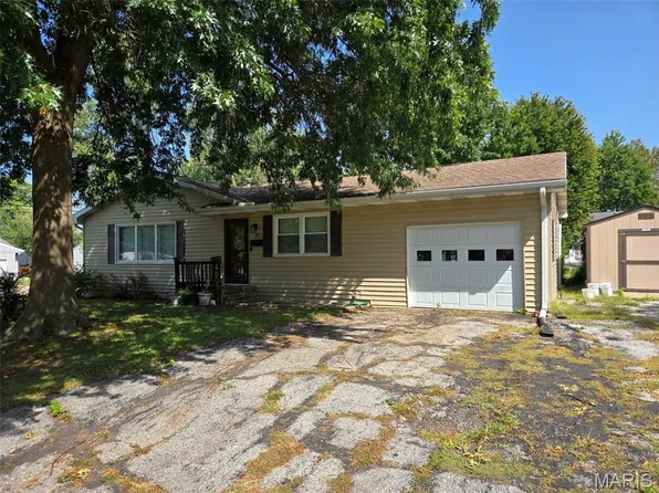410 S Monroe St, Monroe City, MO 63456