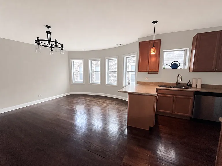 1426 N Austin Blvd #2 — Photo 8