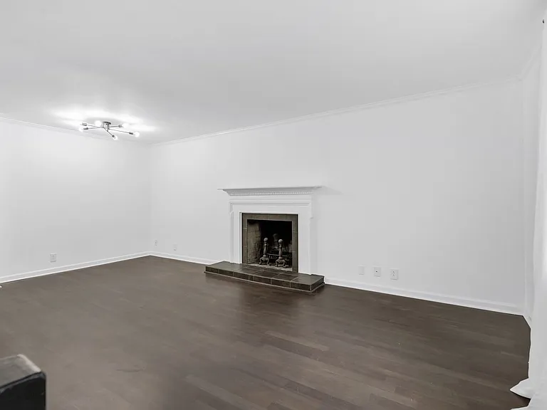 601 Boyd Mill Ave #A6 — Photo 8