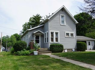 1112 E 7th St, Auburn, IN 46706