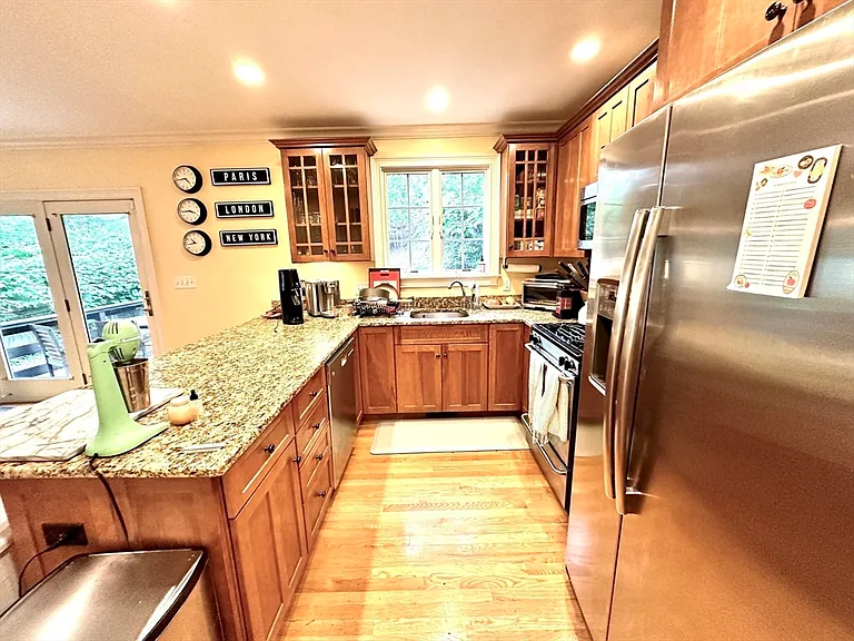 77 Hackensack Rd — Photo 2