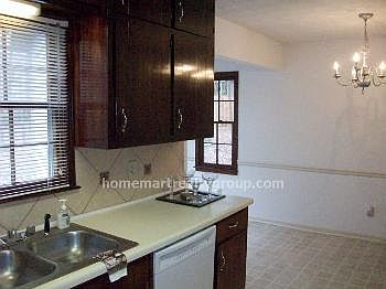 5th image of 3636 Winterberry Ln