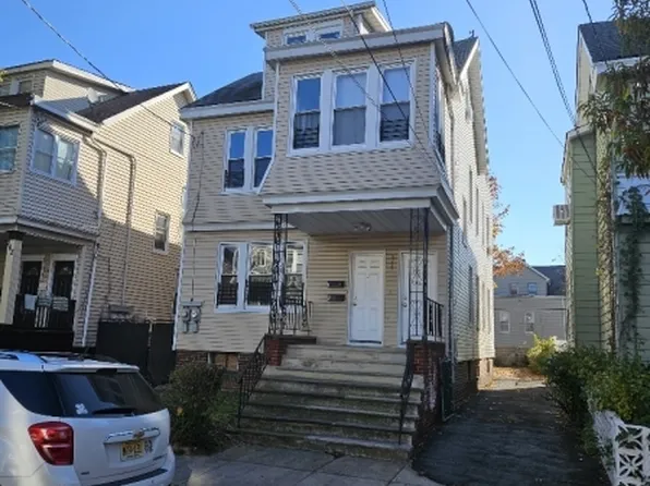 166 Goodwin Ave, Newark City, NJ 07112