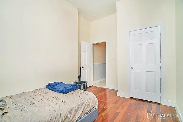 Rented by Halstead Real Estate | media 15