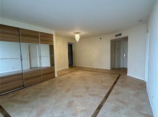 3300 NE 191st St APT 1106, Aventura, FL 33180