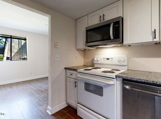 8880 Old Kings Rd #101, Jacksonville, FL 32257