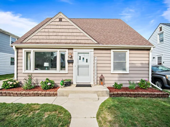 3525 North 92nd STREET, Milwaukee, WI 53222