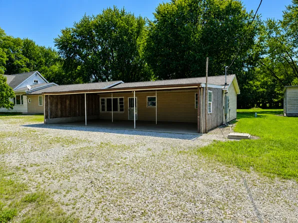 6290 State Highway C, Knox, IN 46534