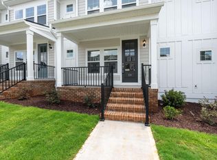 39 Leander Dr, Greer, SC 29651