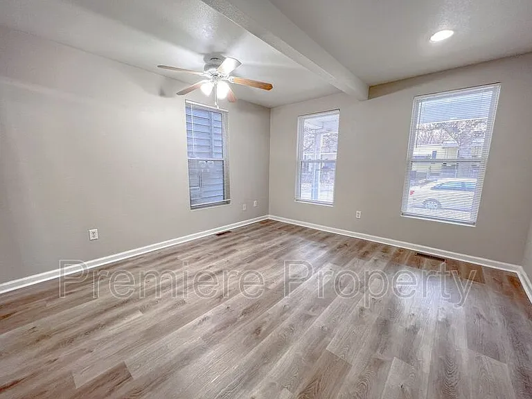 534 Forest Ave #A — Photo 11