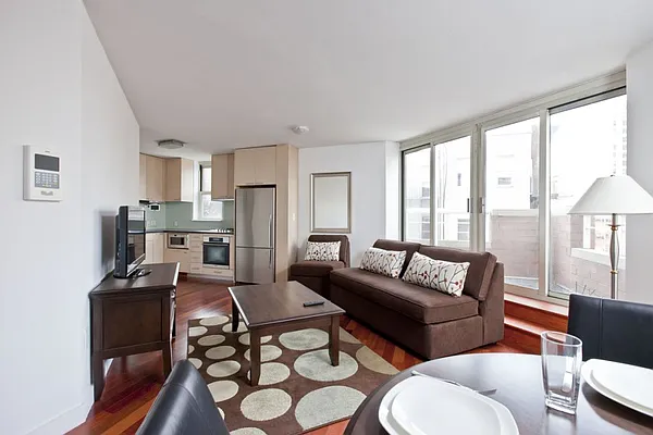 Rented by Skygroup Realty | media 1
