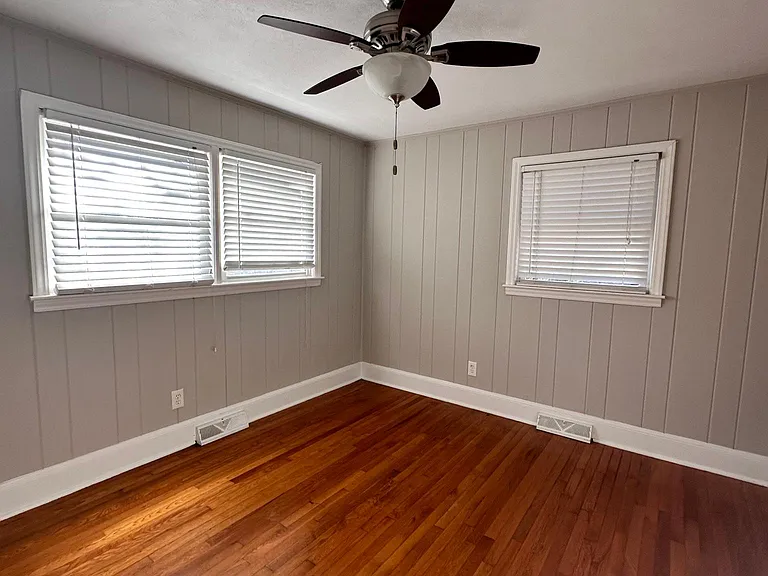 3825 Sheffield Dr — Photo 18