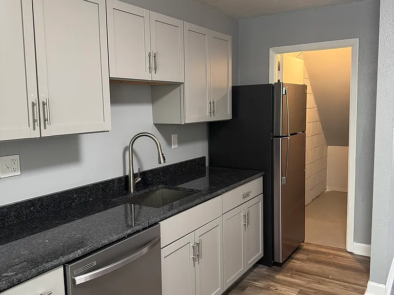 8393 Pioneer Dr — Photo 5