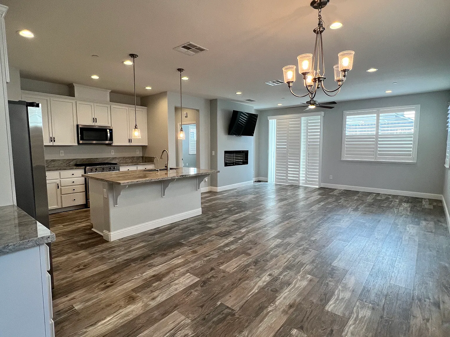 3 bed, 1780 sqft, $3,100 — Photo 3