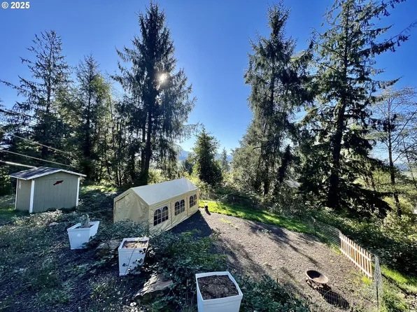 Tl1000 Aldercrest Rd, Tillamook, OR 97141