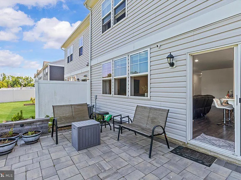 15 Morley Blvd — Photo 20