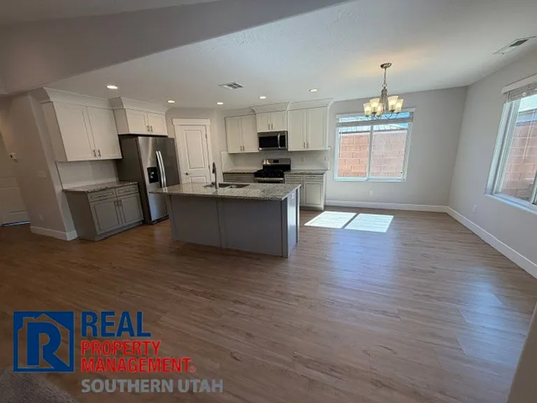 1861 W 150 S — Photo 15