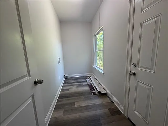 2050 Cypress St — Photo 8