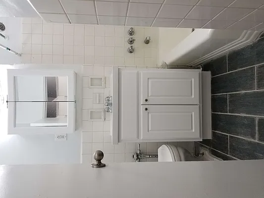 Rented by Bruma Realty LLC | media 3