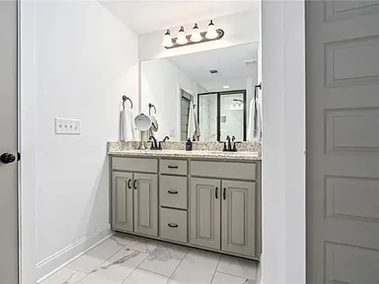 285 Lee Road 852 — Photo 12