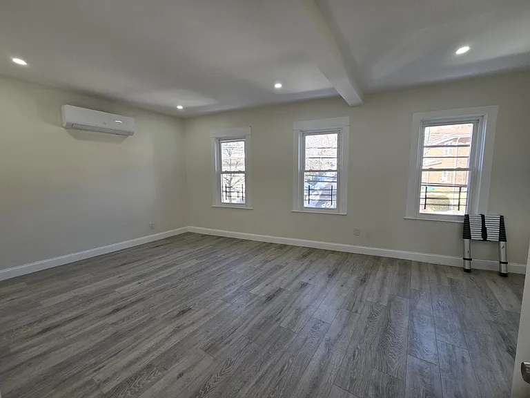 612 Richmond Rd #2 — Photo 10