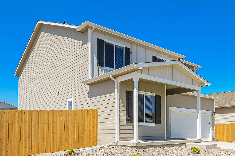 5 bed, 3.0 bath, 2684 sqft, $3,090 — Photo 4