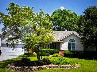 4046 Edinburg Cir, Wichita, KS 67220