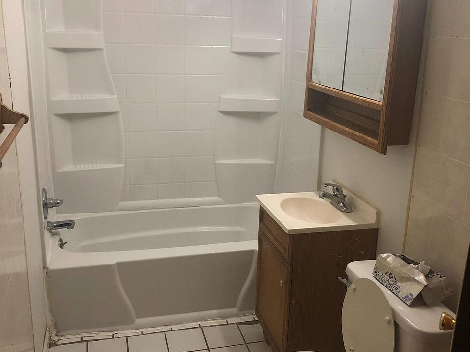 1st image of 18014 Wentworth Ave APT 5