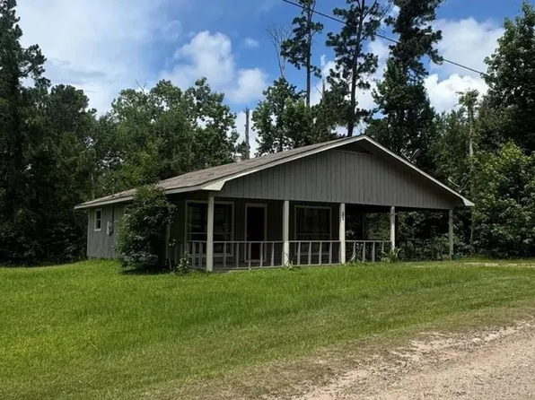 380 Mulberry Cv, Onalaska, TX 77360