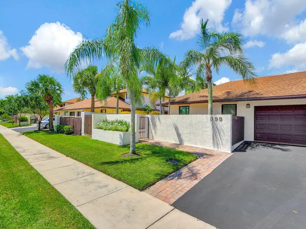 398 SW 28th Avenue, Delray Beach, FL 33445