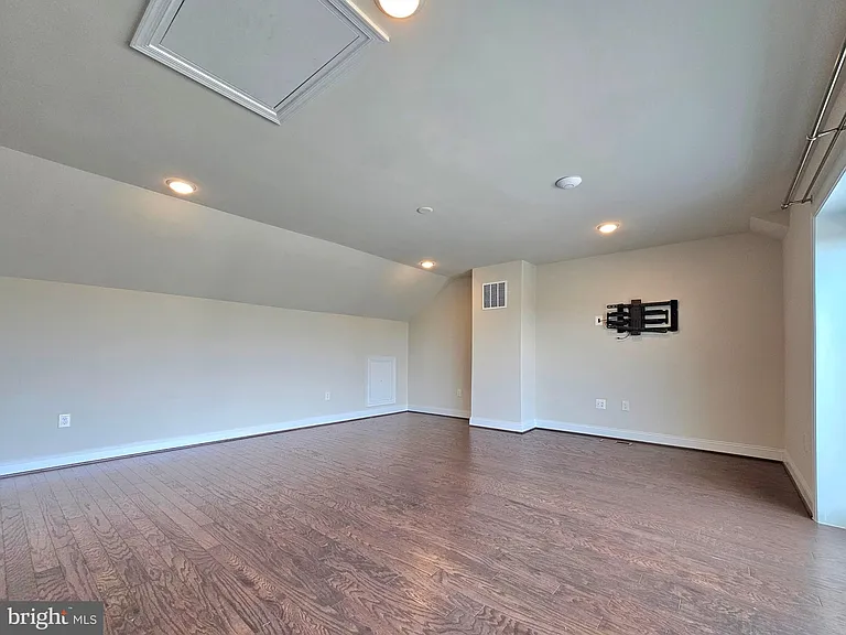 17235 Branched Oak Rd — Photo 36