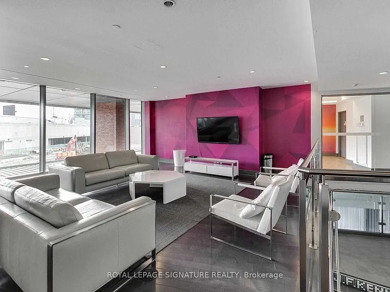 150 E Liberty St #1308 — Photo 25