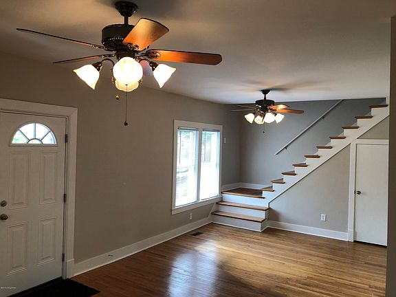 3rd image of 2063 Allene Ave