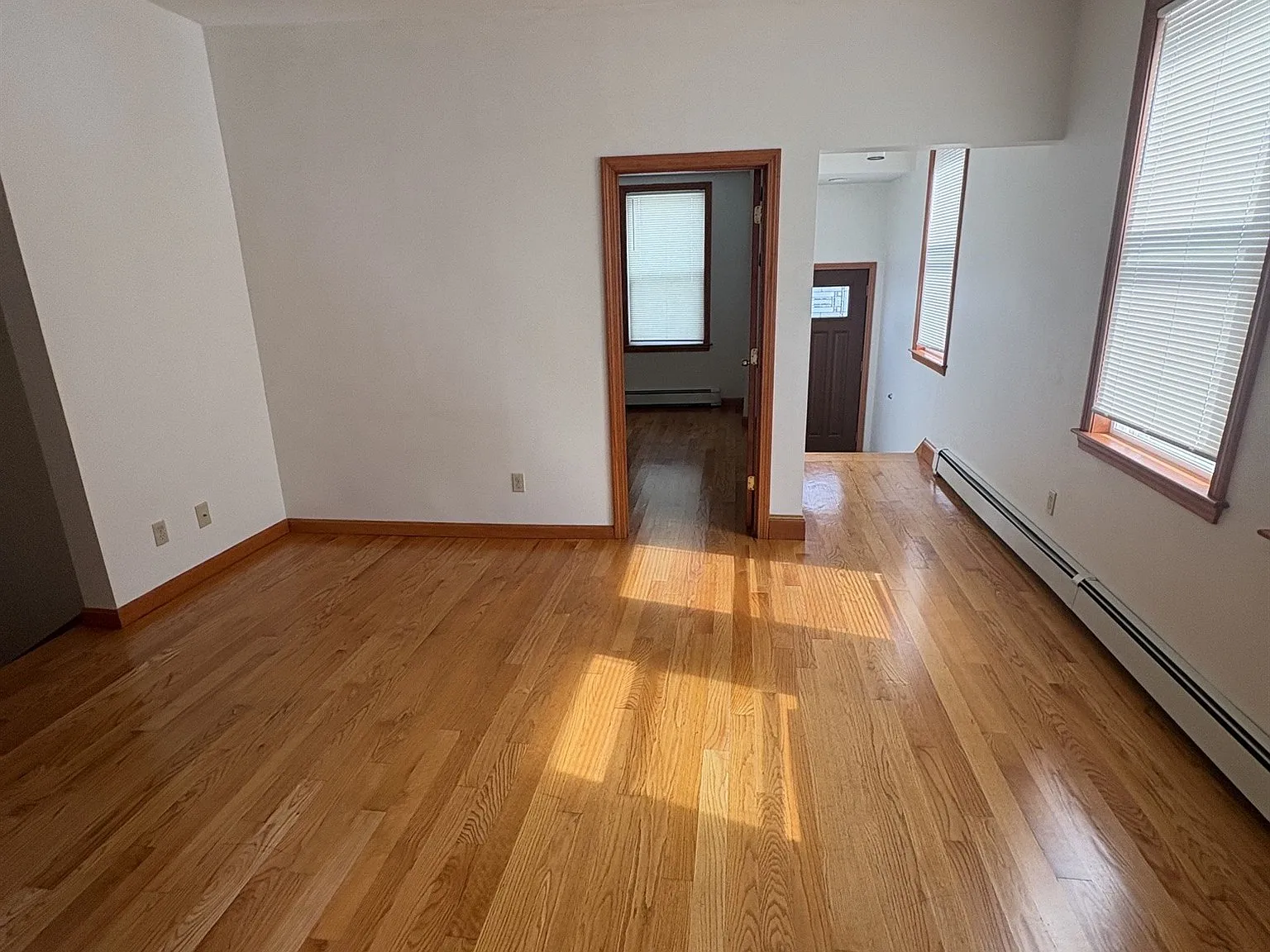 98 Perkins St — Photo 4